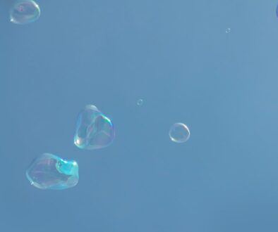 Wpływ kwercetyny na zdrowie – co to jest, zastosowanie i dawkowanie